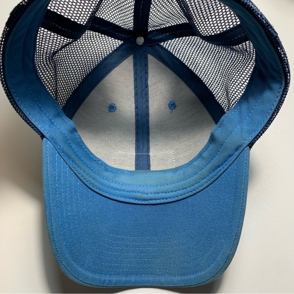 PATAGONIA | Shop Sticker Patch LoPro Trucker Hat - Picture 5 of 10